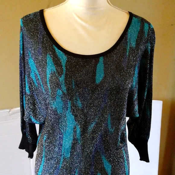 VGUC. Express design studio glittery long top. - Picture 4 of 8